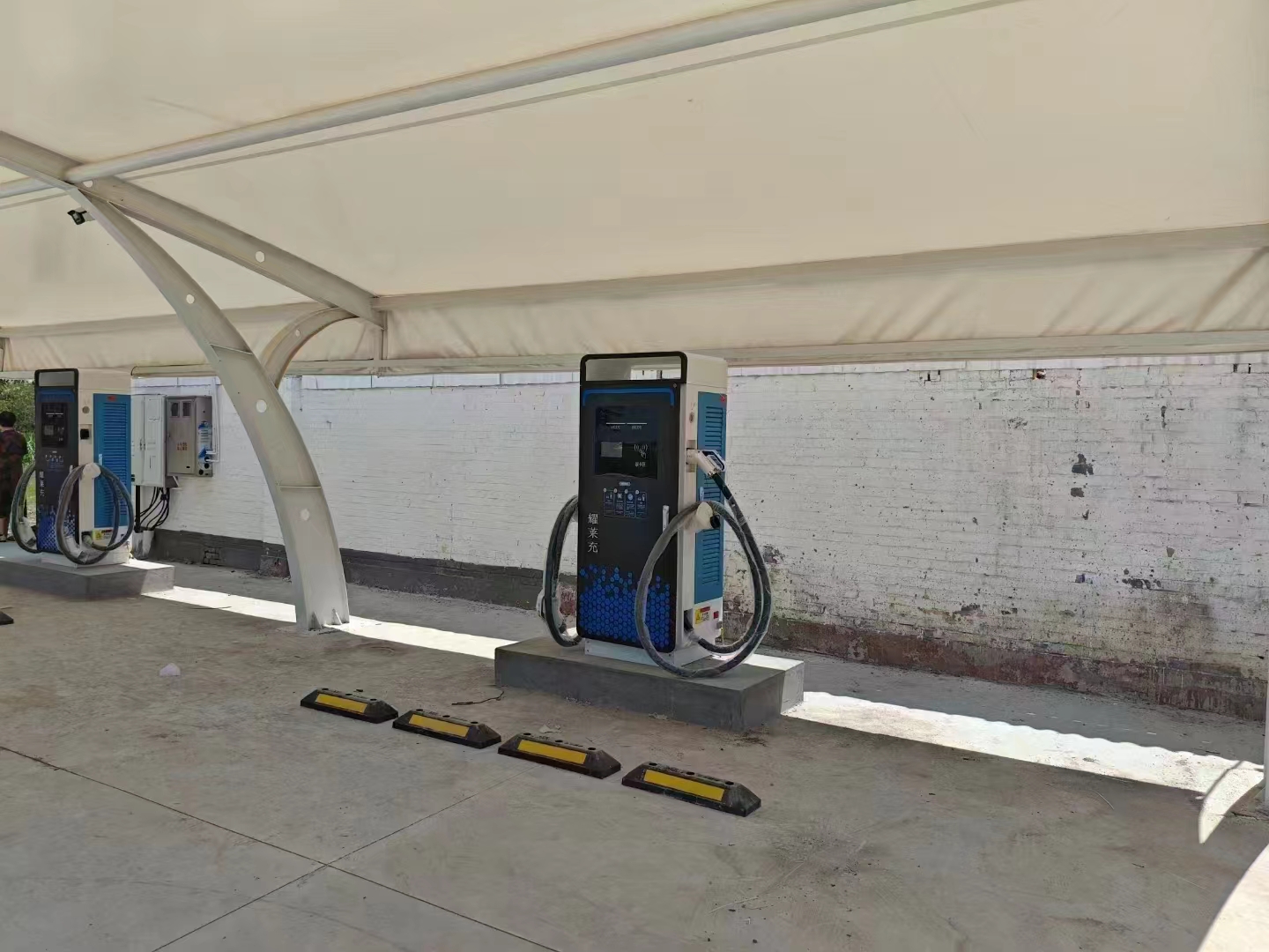 耀萊充河北衡水充電站案例圖二